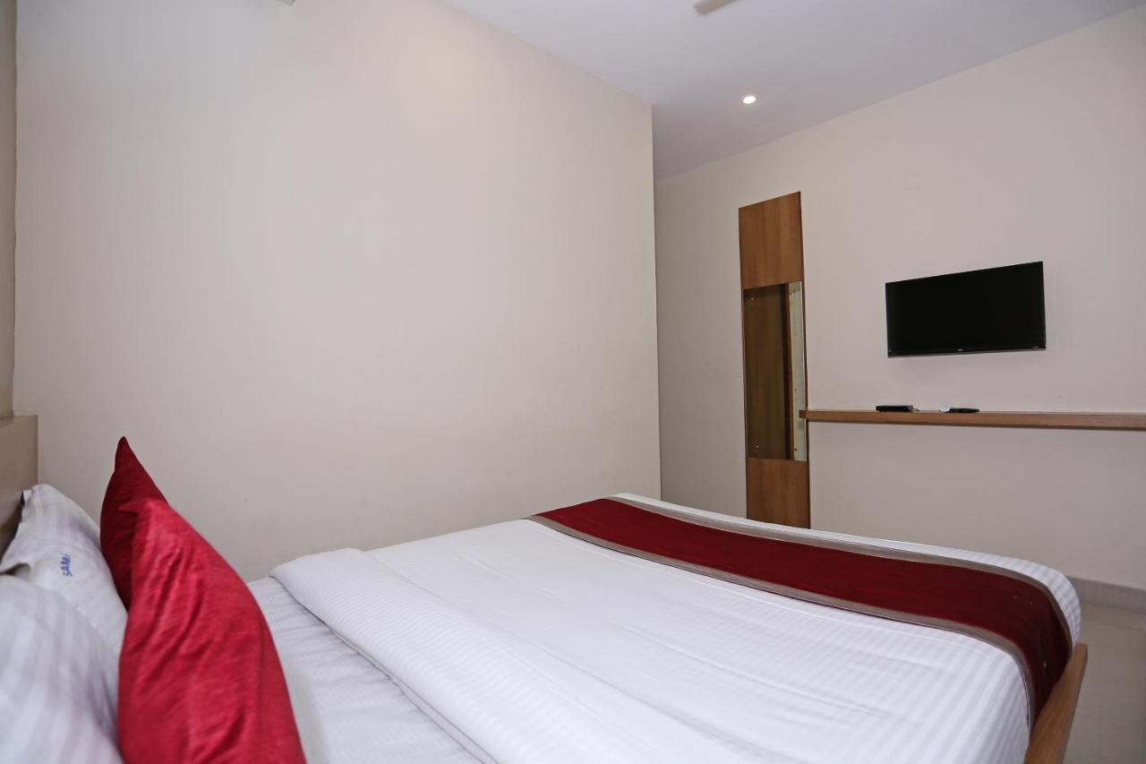 Oyo 6447 Samasth Rooms And Suites Mysore Eksteriør billede