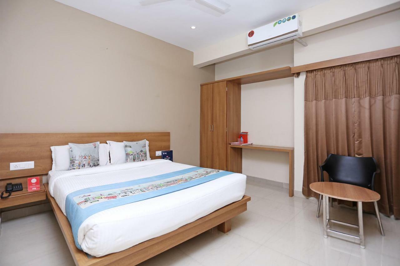 Oyo 6447 Samasth Rooms And Suites Mysore Eksteriør billede